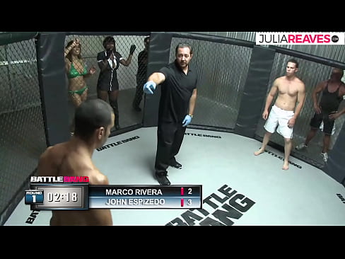 ❤️ Ultimate Fighter anosvotesa musikana wenhamba achangobva kurwa mumhete ❤ ️❤